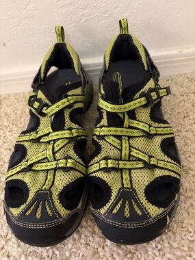 Ahnu Hiking Walking Water Shoes